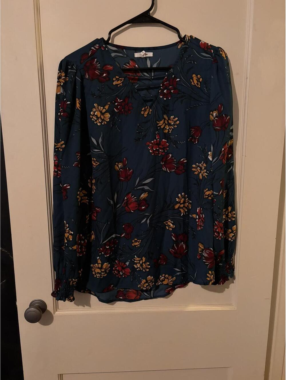 Maurices Floral Long Sleeve Blouse Size Small